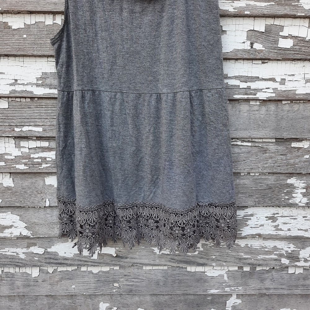 🌟 O2 collection tank top size large - Picture 4 of 7
